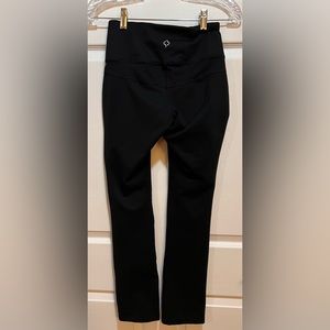 Stonewear Design’s Black Leggings NWOT